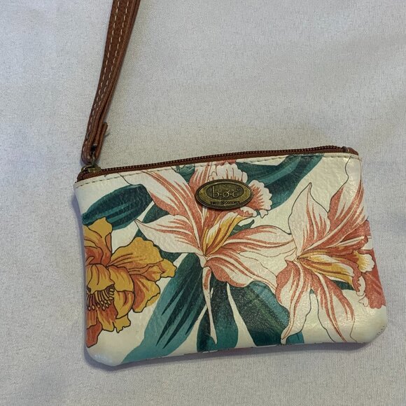 BOC floral wristlet - Picture 1 of 7
